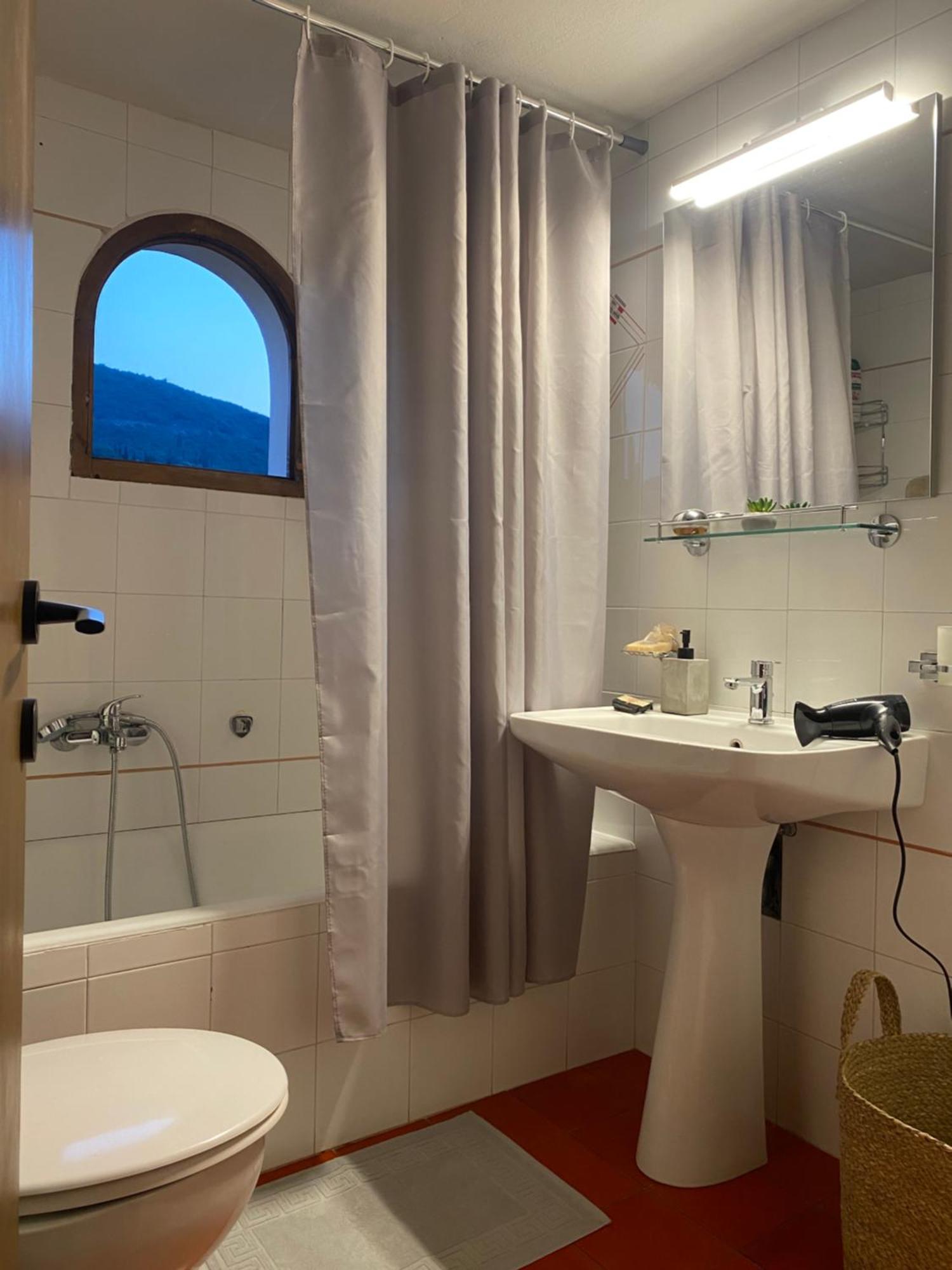 Alexandra'S Boutique House Villa Kato Garouna Luaran gambar
