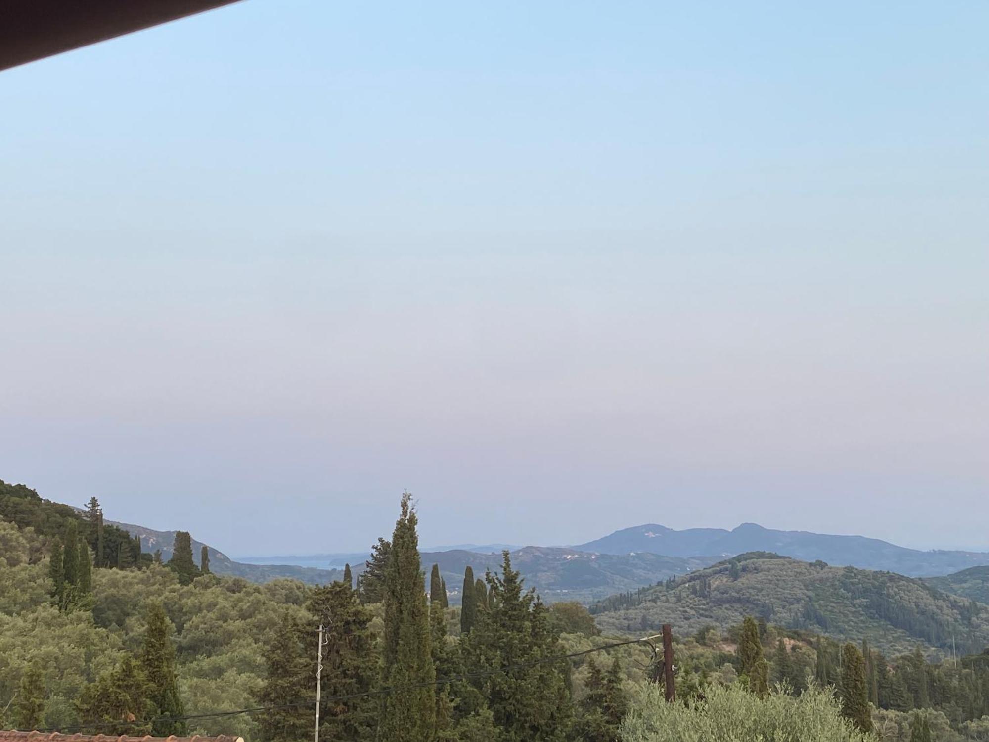Alexandra'S Boutique House Villa Kato Garouna Luaran gambar